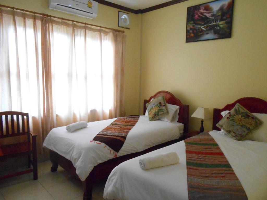 Khampaseuth Hotel Vang Vieng Zimmer foto